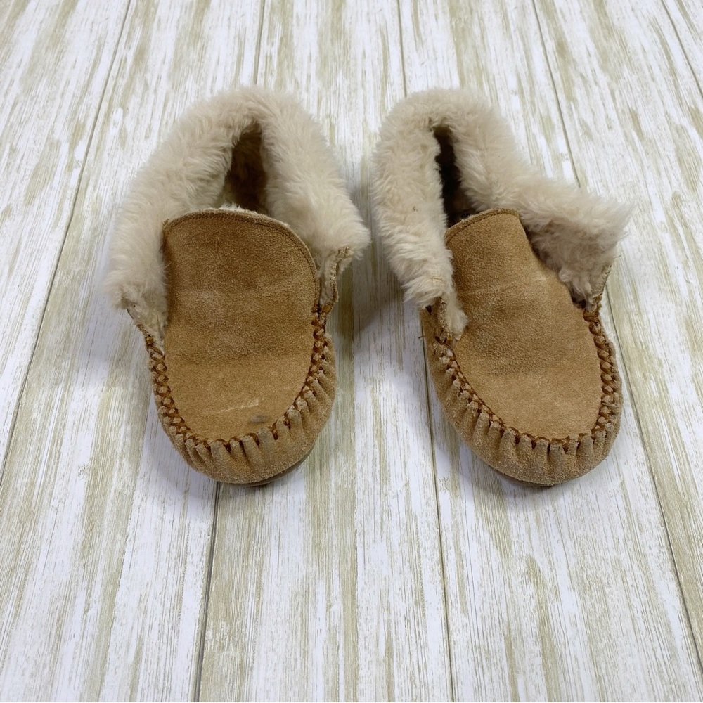 Minnetonka Tan Brown Leather Faux Fur Lined Charley Bootie